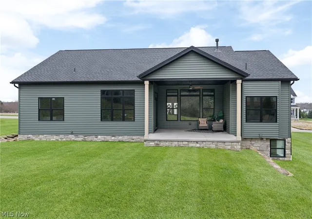 2nd image of 3542 Joyce Ave Nw, Massillon, OH 44646 | MLS# 5201096
