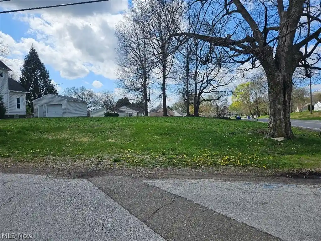 Photo 1 of Land for sale at 974 Gardner Blvd, Norton, OH 44203 | MLS# 5201109 | Listing updated on 2026-10-26
