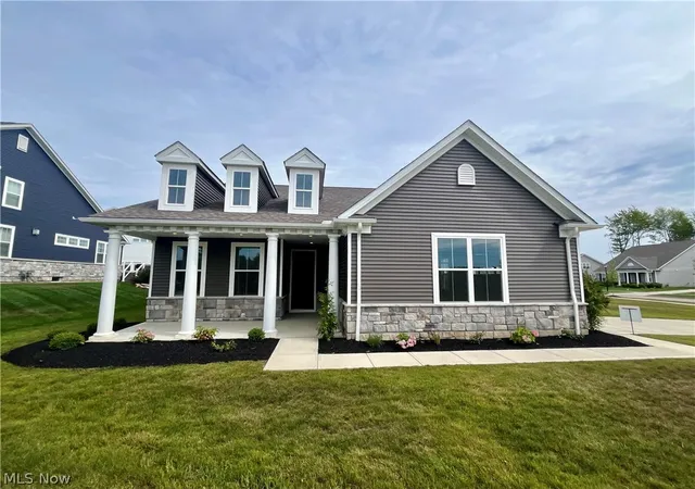 Photo 1 of Single family home for sale at 913 Arthur Trl, Aurora, OH 44202 | MLS# 5201191 | Listing updated on 2026-09-21