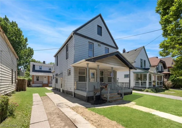 Homes for sale in Cleveland, OH | 3909 Daisy Ave, Cleveland, OH 44109