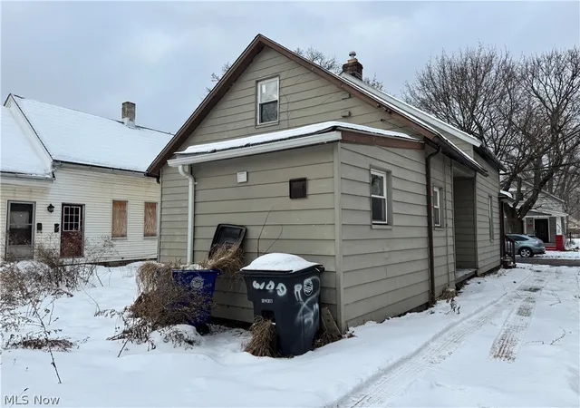 Homes for sale in Cleveland, OH | 6100 Gertrude Ave, Cleveland, OH 44105 | MLS# 5201091