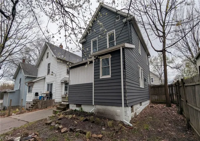 Photo 3 of Single family home for sale at 379 Homestead St, Akron, OH 44306 | MLS# 5200961 | Listing updated on 2026-06-23