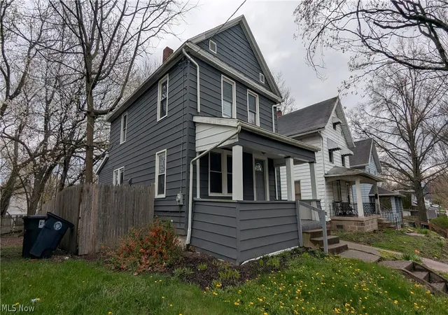 Photo 4 of Single family home for sale at 379 Homestead St, Akron, OH 44306 | MLS# 5200961 | Listing updated on 2026-06-23