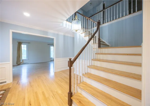5th image of 3475 Rolling Hills Dr, Cleveland, OH 44124 | MLS# 5198850