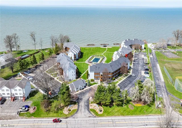 5th image of 6035 Lake Rd, Ashtabula, OH 44004