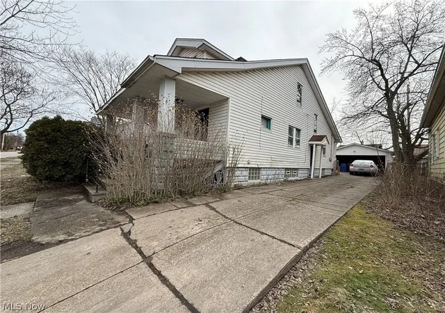 3rd image of 14202 Glendale Ave, Cleveland, OH 44128 | MLS# 5201570
