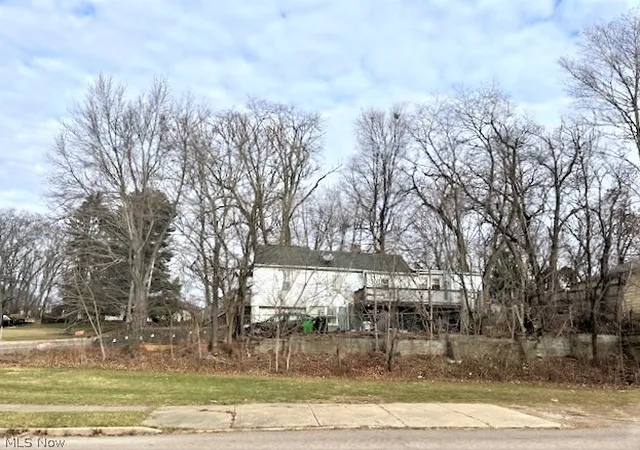 Photo 2 of Land for sale at 303 W State St, Barberton, OH 44203 | MLS# 5201626 | Listing updated on 2026-06-15