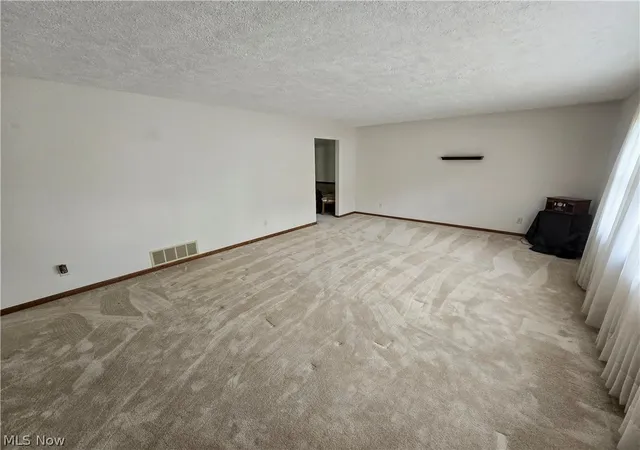 5th image of 121 Beckett Ct, Saint Clairsville, OH 43950 | MLS# 5201406