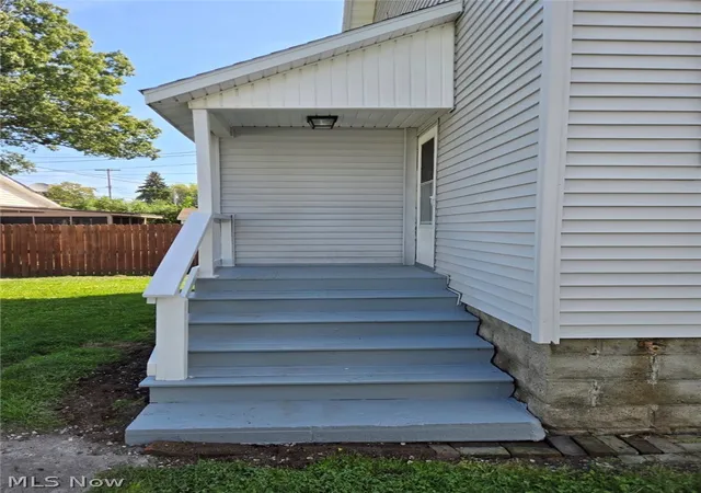 4th image of 1733 E 47Th St, Ashtabula, OH 44004 | MLS# 5195124