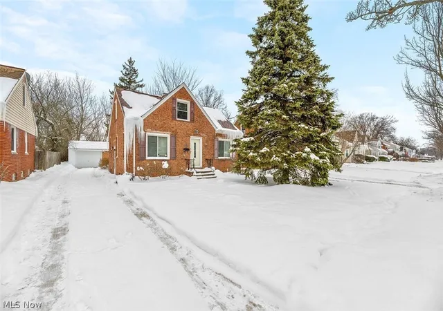 Homes for sale in South Euclid, OH | 1268 Homestead Rd, South Euclid, OH 44121 | MLS# 5201771
