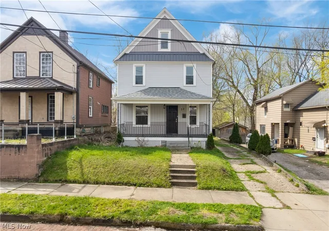 1st image of 32 Penfield Ave, Akron, OH 44310 | MLS# 5200786