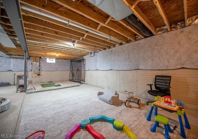 Photo 50 of Sale Pending at 428 Oakland Hills Loop, Commercial Point, OH 43116 | MLS# 5200245 | Listing updated on 2026-08-03