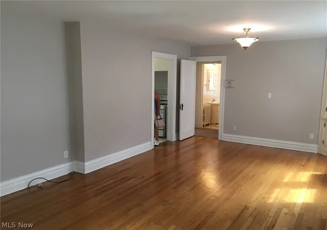 5th image of 1715 Edgefield Rd, Lyndhurst, OH 44124 | MLS# 5199517