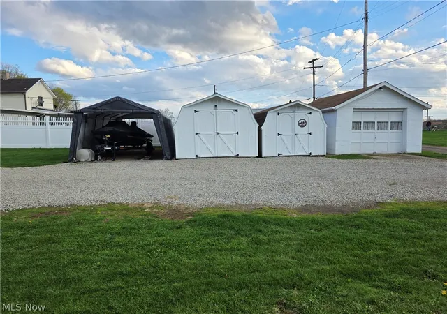 Homes for sale in Newcomerstown, OH | 342 N Bridge St, Newcomerstown, OH 43832 | MLS# 5200975