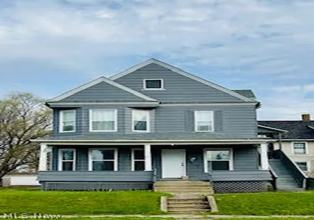 1st image of 241 5th St Nw, Barberton, OH 44203 | MLS# 5202081