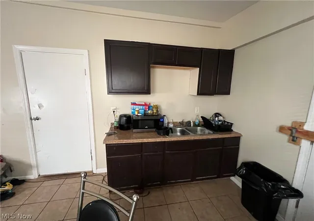 4th image of 9407 Benham Ave, Cleveland, OH 44105 | MLS# 5201827