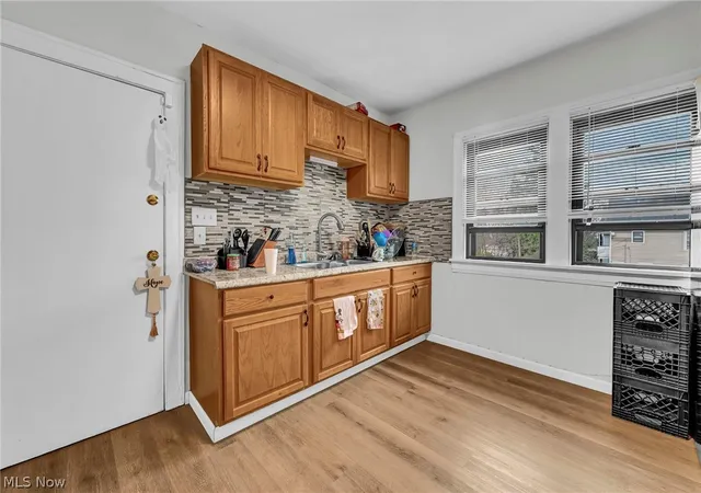 Listing Photo 4 - Condo for sale in building located at 9612 Lamontier Ave, Cleveland, OH 44104