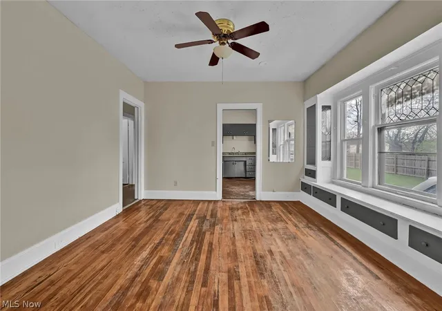 Listing Photo 5 - Condo for sale in building located at 9612 Lamontier Ave, Cleveland, OH 44104