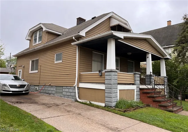 Homes for sale in Cleveland, OH | 4115 E 56th St, Cleveland, OH 44105 | MLS# 5201840
