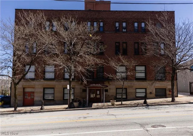 Homes for sale in Cleveland, OH | 1133 W 9th St #112, Cleveland, OH 44113 | MLS# 5201700