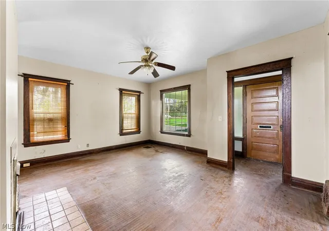 Photo 2 of Single family home for sale at 1345 Ohio Ave, Youngstown, OH 44504 | MLS# 5202191 | Listing updated on 2026-07-20