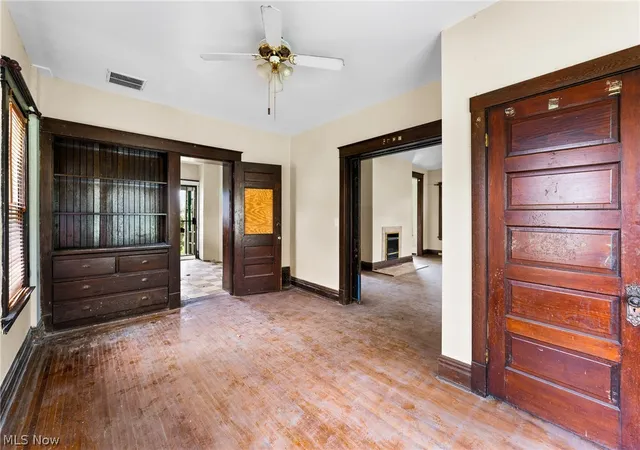 Photo 3 of Single family home for sale at 1345 Ohio Ave, Youngstown, OH 44504 | MLS# 5202191 | Listing updated on 2026-07-20
