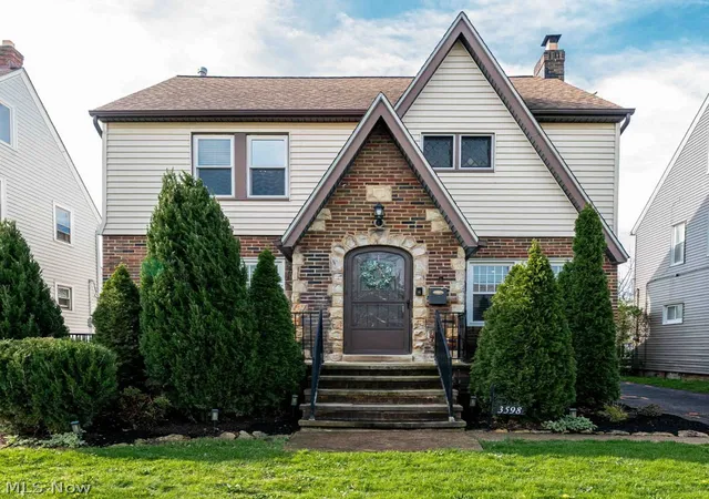 1st image of 3598 Cedarbrook Rd, Cleveland Heights, OH 44118 | MLS# 5202159