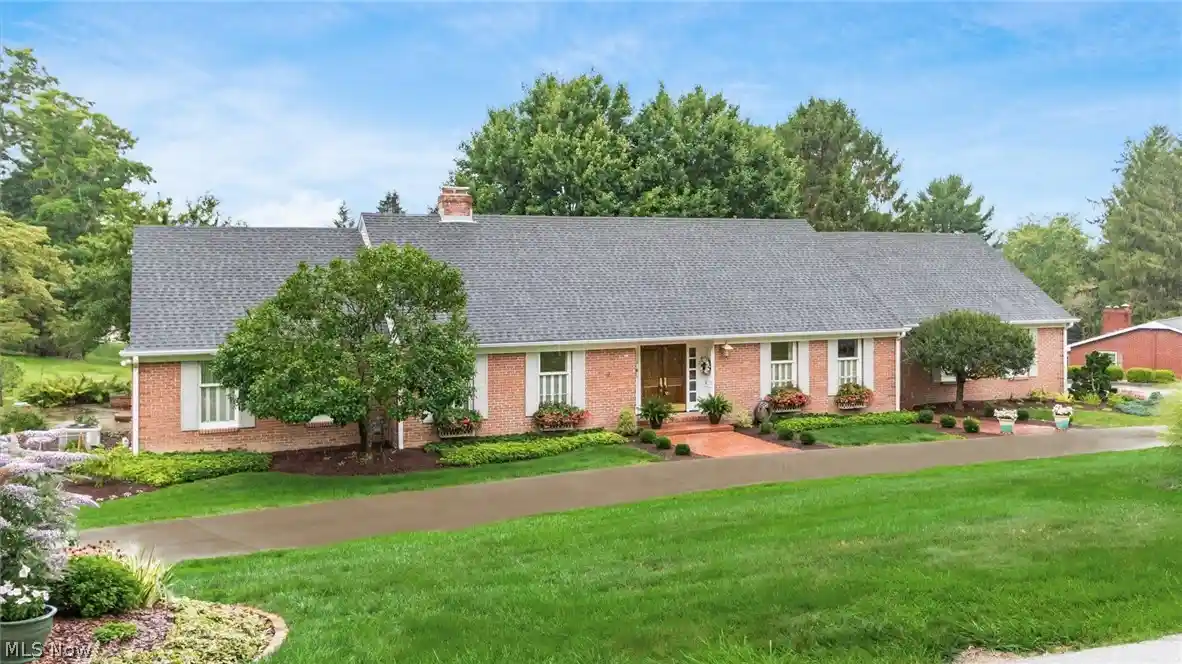 Photo 1 of Single family home for sale at 480 W Highland Dr, Zanesville, OH 43701 | MLS# 5201721 | Listing updated on 2026-10-13