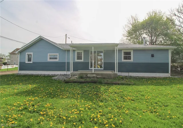 Photo 2 of Single family home for sale at 43 Washington St, East Palestine, OH 44413 | MLS# 5201689 | Listing updated on 2026-07-05