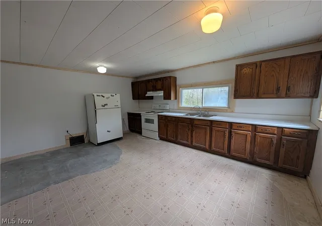 Photo 3 of Single family home for sale at 14644 State Route 37 E, Crooksville, OH 43731 | MLS# 5202221 | Listing updated on 2026-08-29