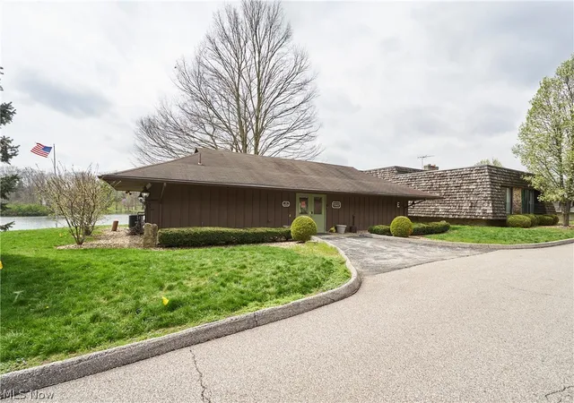 Homes for sale in Medina, OH | 171 Granger Rd #142, Medina, OH 44256 | MLS# 5201825