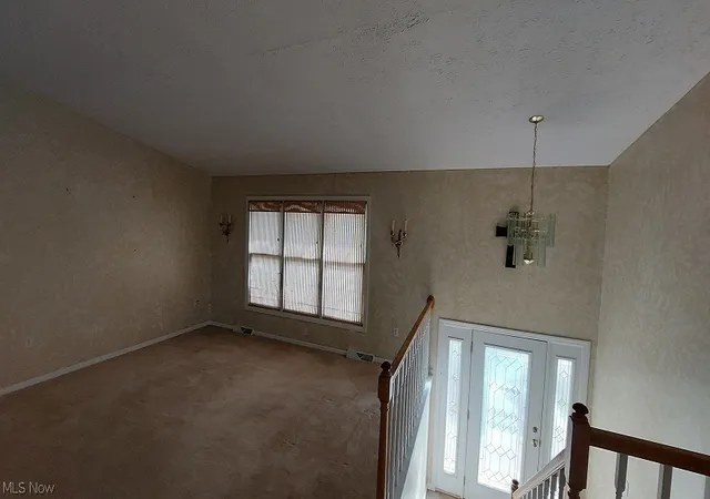 3rd image of 3241 Saint Charles Dr, Steubenville, OH 43952 | MLS# 5202361