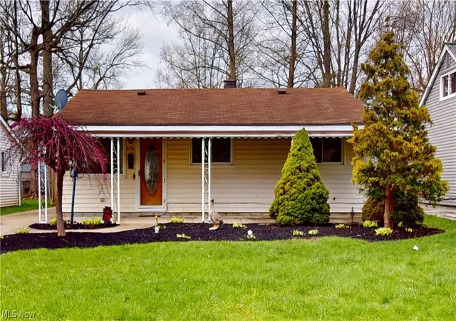 1st image of 4790 Robinwood Dr, Mentor, OH 44060 | MLS# 5202243