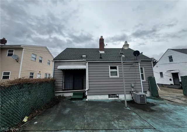 5th image of 870 Frederick Blvd, Akron, OH 44320 | MLS# 5202240