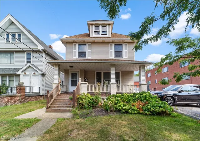 Homes for sale in Shaker Heights, OH | 12913 Larchmere Blvd, Shaker Heights, OH 44120 | MLS# 5202278