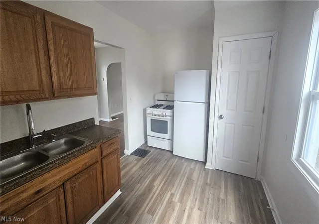 Homes for sale in Cleveland, OH | 2110 W 85Th St, Cleveland, OH 44102 | MLS# 5202398