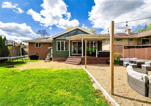 Photo 4 of Sale Pending at 161 Stardust Dr, Steubenville, OH 43953 | MLS# 5202501 | Listing updated on 2026-08-04