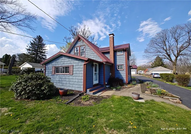 Photo 2 of Single family home for sale at 10875 Orrville St Nw, Massillon, OH 44647 | MLS# 5202670 | Listing updated on 2026-06-07