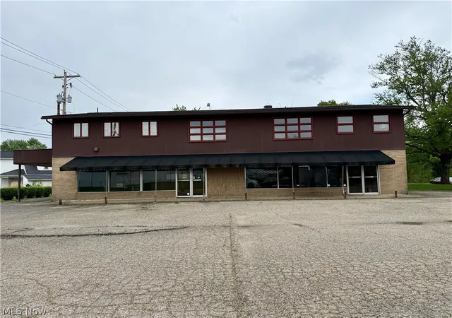 Photo 1 of Single family home for sale at 805 Denman Ave, Coshocton, OH 43812 | MLS# 5200927 | Listing updated on 2026-08-22