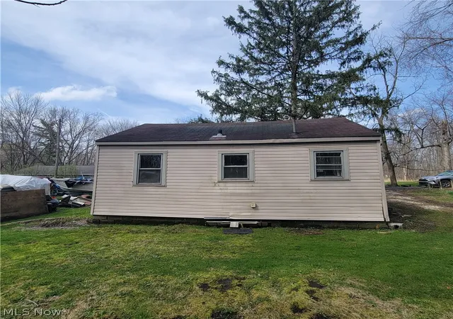 4th image of 5820 Ash St, Chippewa Lake, OH 44215 | MLS# 5202706