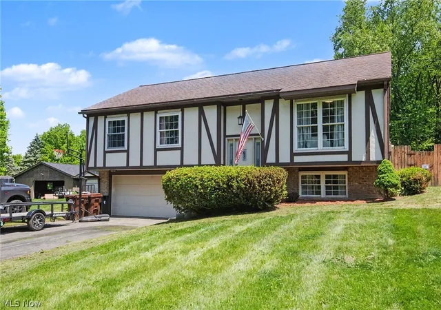 Photo 1 of Sale Pending at 1392 Homestead Dr, East Liverpool, OH 43920 | MLS# 5202658 | Listing updated on 2026-06-08