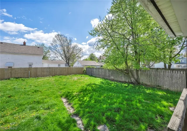 Homes for sale in Lorain, OH | 2917 Apple Ave, Lorain, OH 44055 | MLS# 5202794