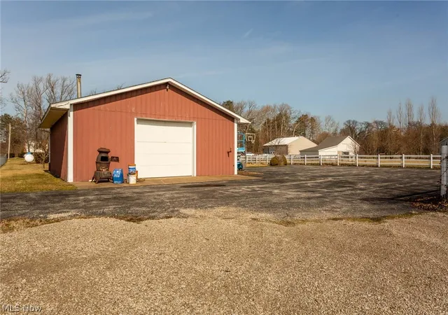 Listing Photo 2 - Condo for sale in building located at 5414 Homegardner Rd, Castalia, OH 44824 - Unit #