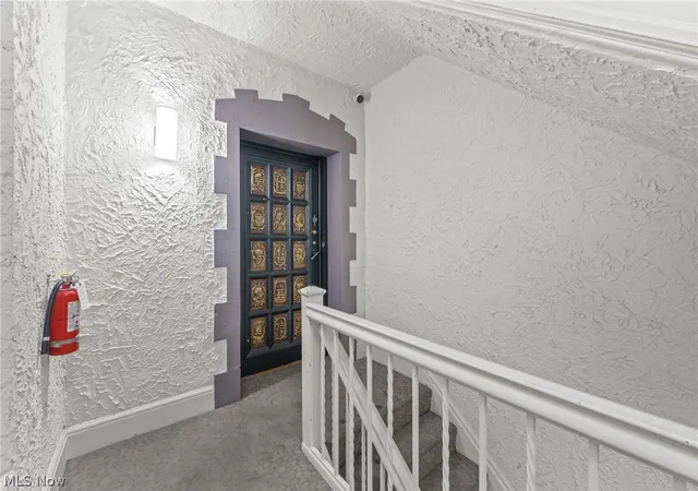 5th image of 11428 Cedar Gln Pkwy, Cleveland, OH 44106