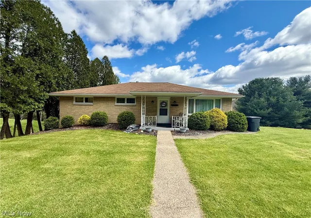 Homes for sale in Weirton, WV | 115 Nancy St, Weirton, WV 26062 | MLS# 5202023