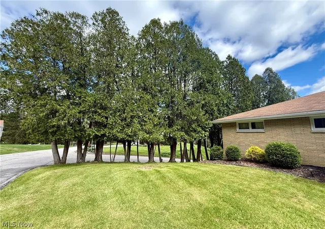 Homes for sale in Weirton, WV | 115 Nancy St, Weirton, WV 26062 | MLS# 5202023