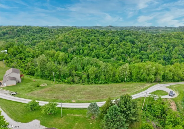 Photo 3 of Land for sale at Country Blvd Lot 7, Clarington, OH 43915 | MLS# 5203154 | Listing updated on 2026-10-03