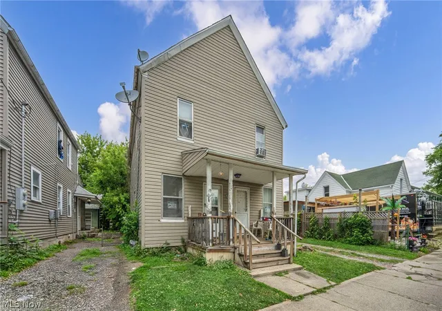 Homes for sale in Cleveland, OH | 7814 Lawn Ave, Cleveland, OH 44102 | MLS# 5203191