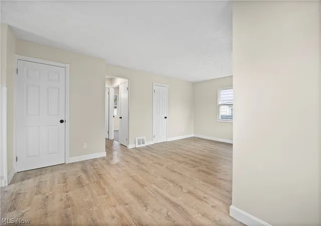 5th image of 624 Eastern Heights Blvd, Elyria, OH 44035 | MLS# 5202618