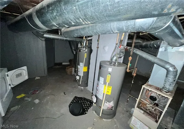 Listing Photo 2 - Condo for sale in building located at 2797 E 125th St, Cleveland, OH 44120 - Unit #